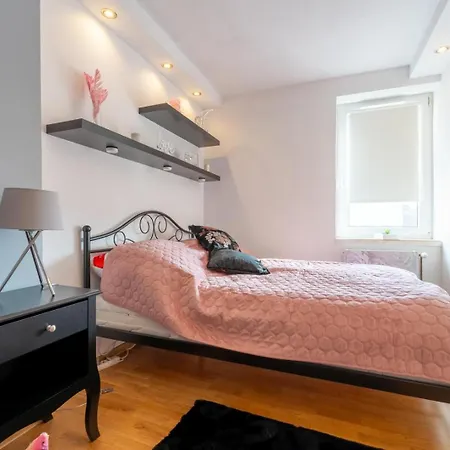 شقة Ratuszlove - 2 Osobne Sypialnie, Z Widokiem Na Ratusz - By Spaceapart