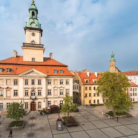 شقة Ratuszlove - 2 Osobne Sypialnie, Z Widokiem Na Ratusz - By Spaceapart *