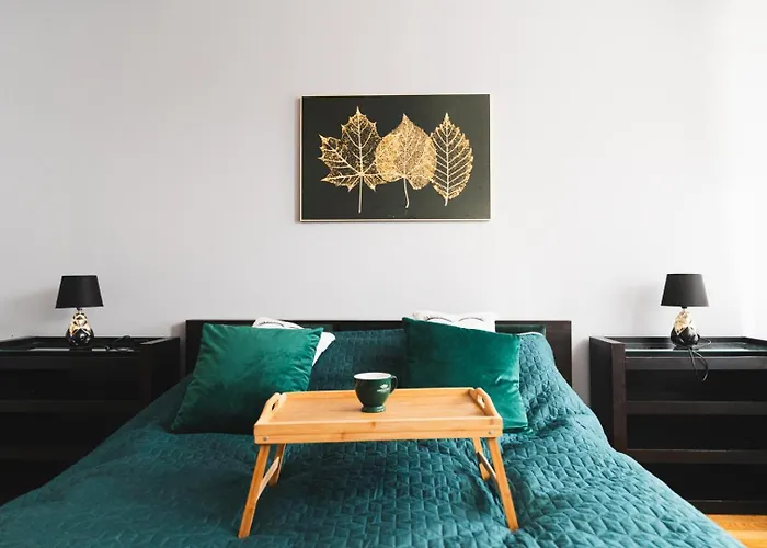 Ratuszlove - 2 Osobne Sypialnie, Z Widokiem Na Ratusz - By Spaceapart